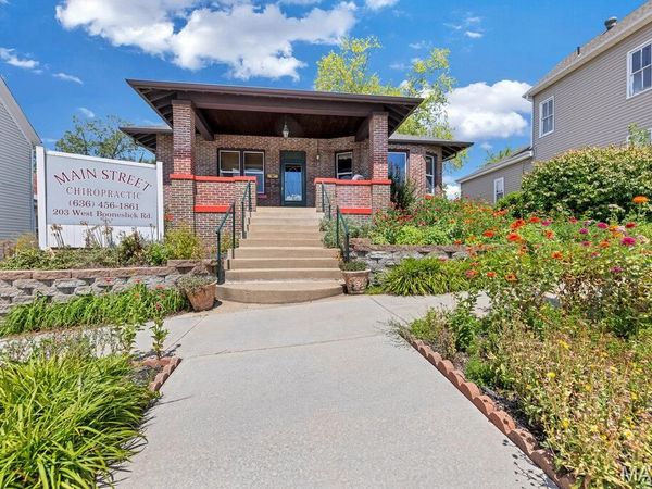 203 W Booneslick Road, Warrenton, MO 63383