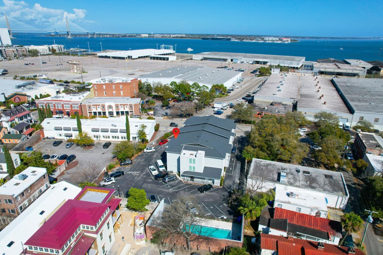 259 E Bay Street Photo 23