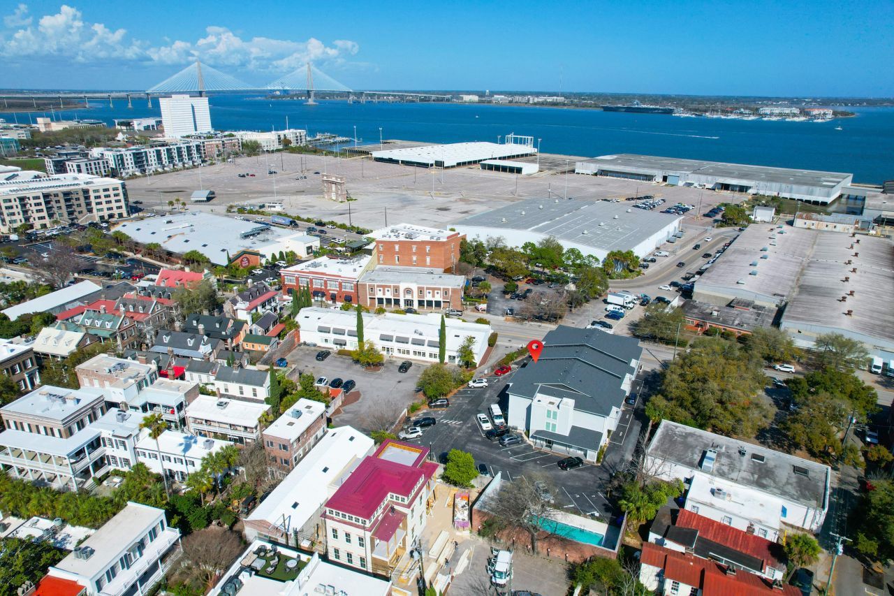 259 E Bay Street Photo 32