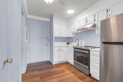 259 E Bay Street photo 4