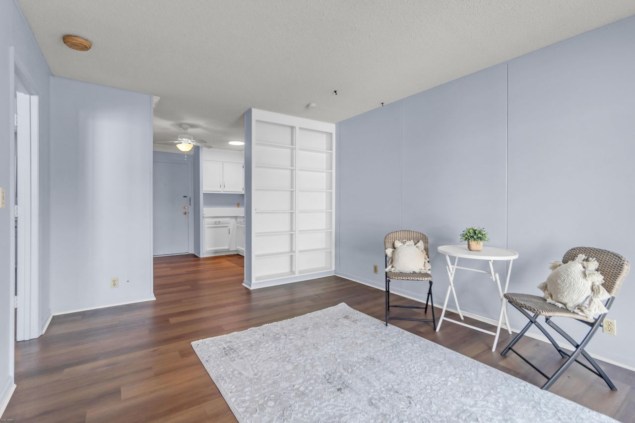 259 E Bay Street Photo 7