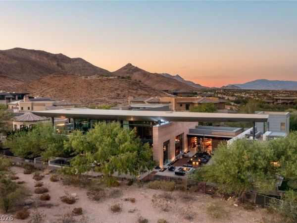 7 SABLE RIDGE Court , Las Vegas, NV 89135