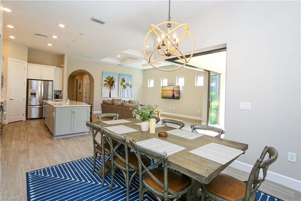 9716 Everglades Dr, Naples, FL 34120 Photo