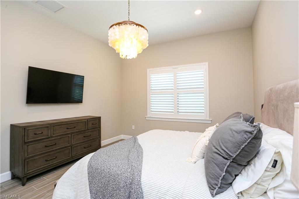 9716 Everglades Dr, Naples, FL 34120 Photo