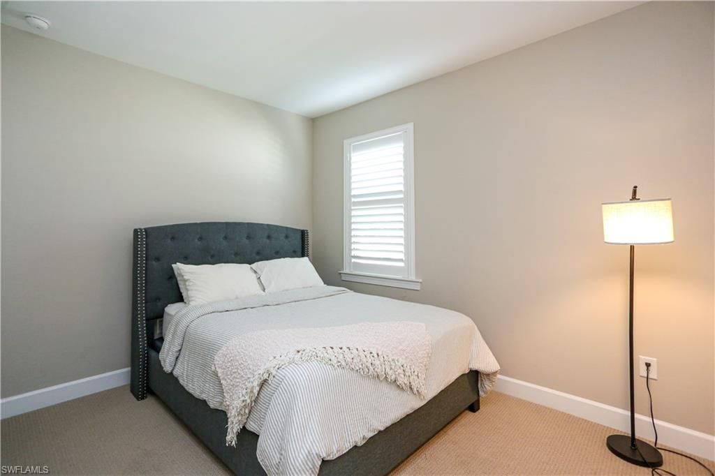 9716 Everglades Dr, Naples, FL 34120 Photo