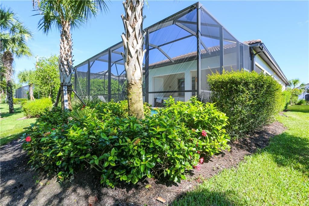 9716 Everglades Dr, Naples, FL 34120 Photo