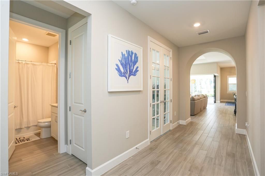 9716 Everglades Dr, Naples, FL 34120 Photo