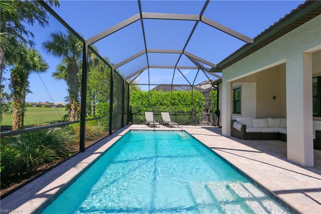 9716 Everglades Dr, Naples, FL 34120 Photo