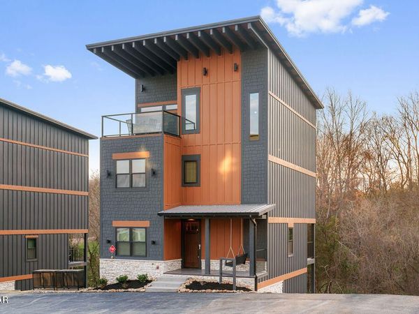 629 Summer Valley Way, Sevierville, TN 37862