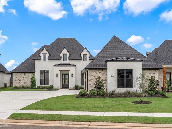 584 Corinth Circle, Bossier City, LA 71111