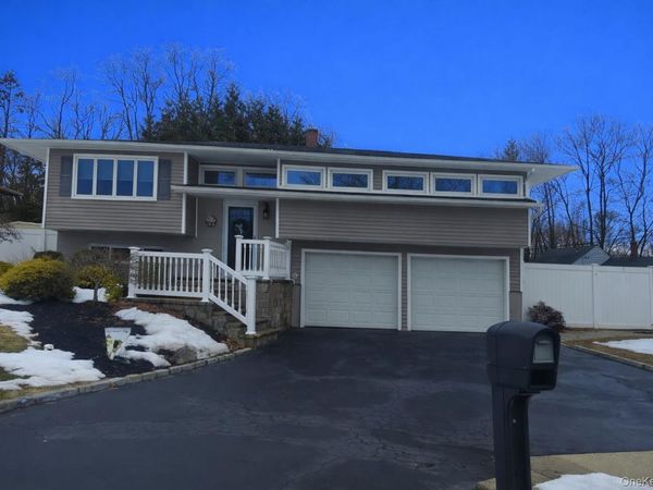 113 Lenore Lane, Centereach, NY 11720