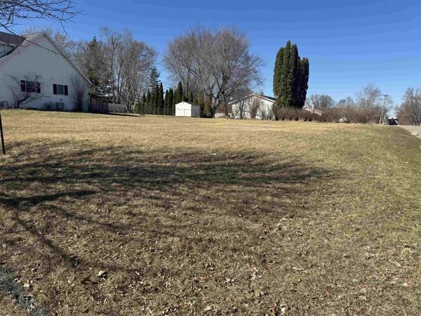 2101 Roosevelt Avenue, Beloit, WI 53511