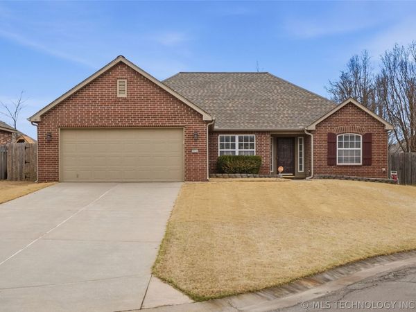 19721 E 50th Street S, Broken Arrow, OK 74014