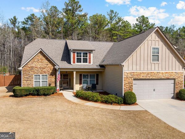 134 Hickory Hills Drive, Newnan, GA 30263