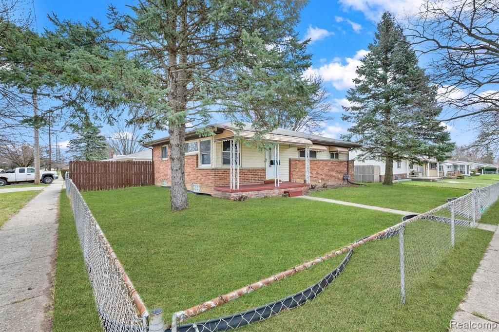 1009 Buick Avenue, Ypsilanti Township, MI 48198 Main Photo