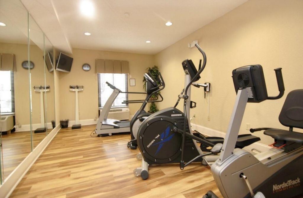 505 Rembert C Dennis Boulevard  Photo 10