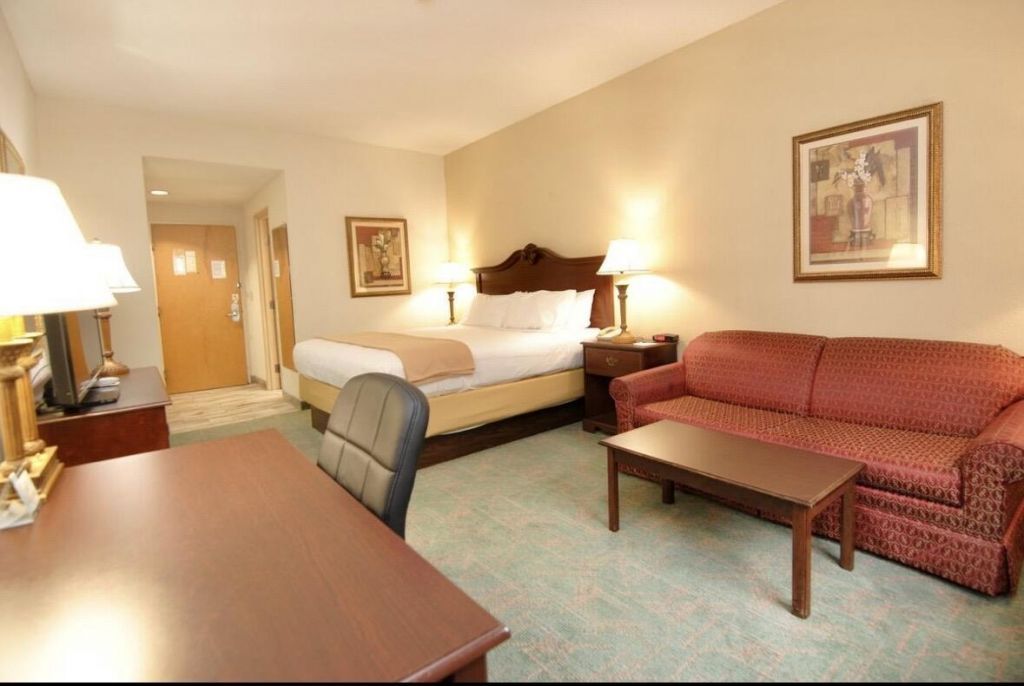 505 Rembert C Dennis Boulevard Photo 17