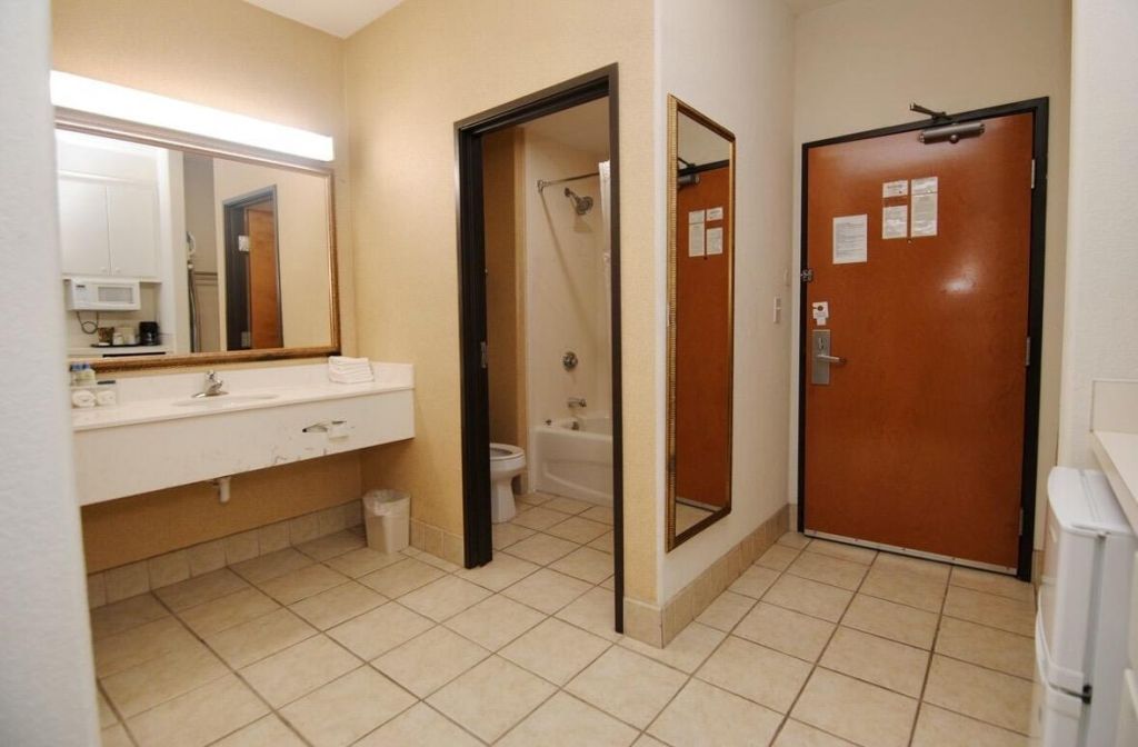 505 Rembert C Dennis Boulevard Photo 18