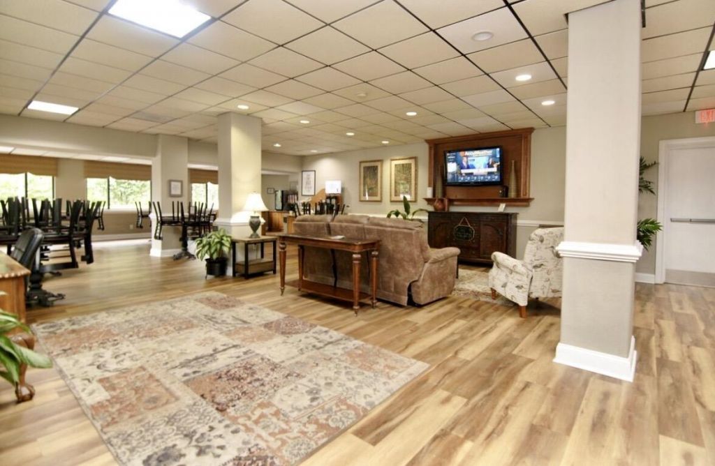 505 Rembert C Dennis Boulevard  Photo 8