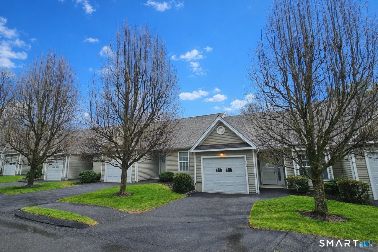 159 Jennifer, Unit 159, Newtown, CT 06482 Main Photo
