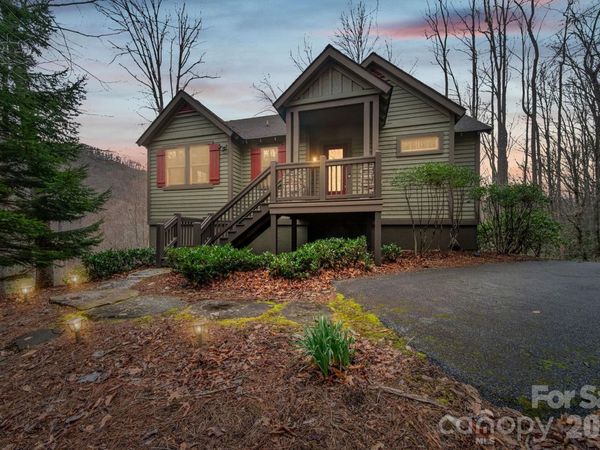 142 Allspice Court, Tuckasegee, NC 28783