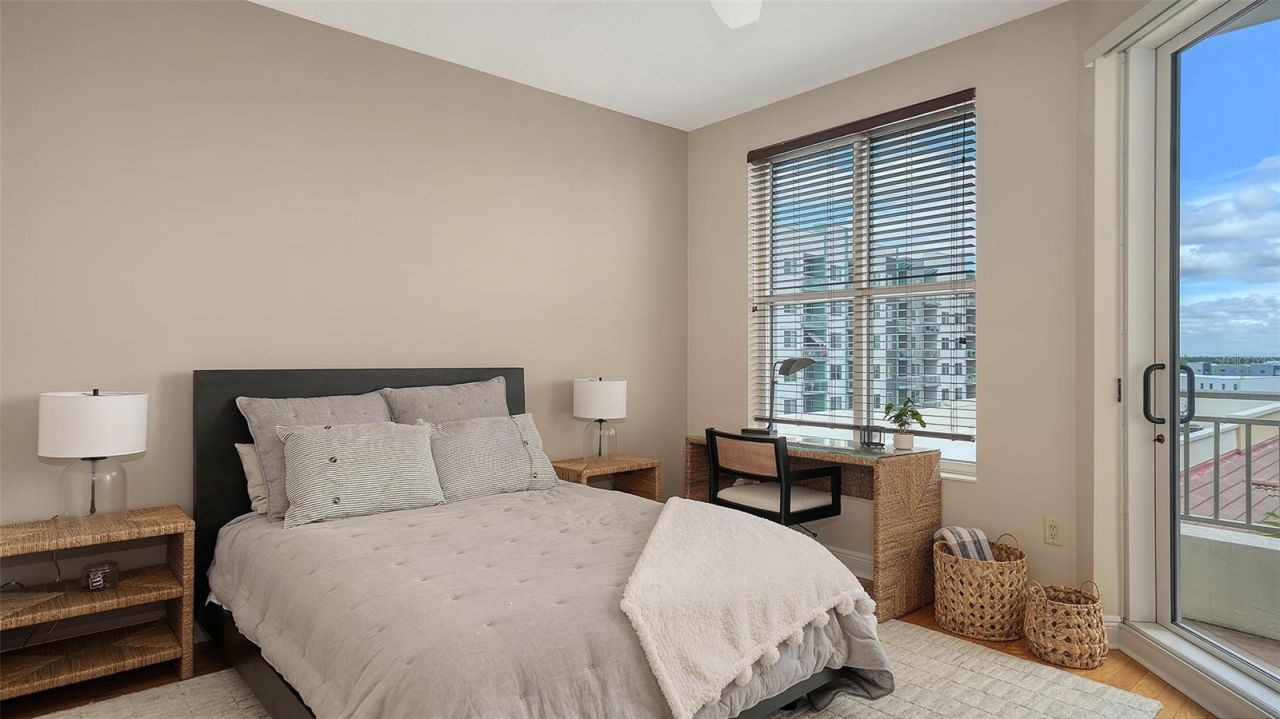 100 Central Avenue, Unit K817, Sarasota, FL 34236 Photo