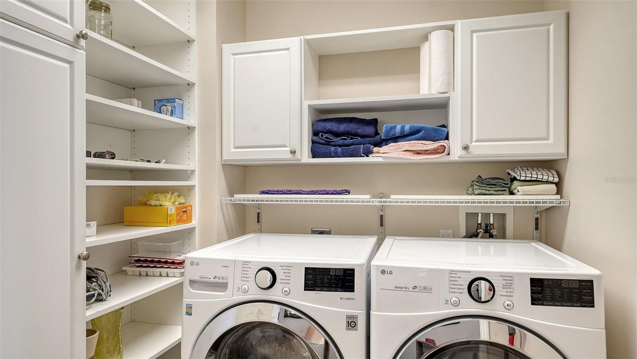 100 Central Avenue, Unit K817, Sarasota, FL 34236 Photo