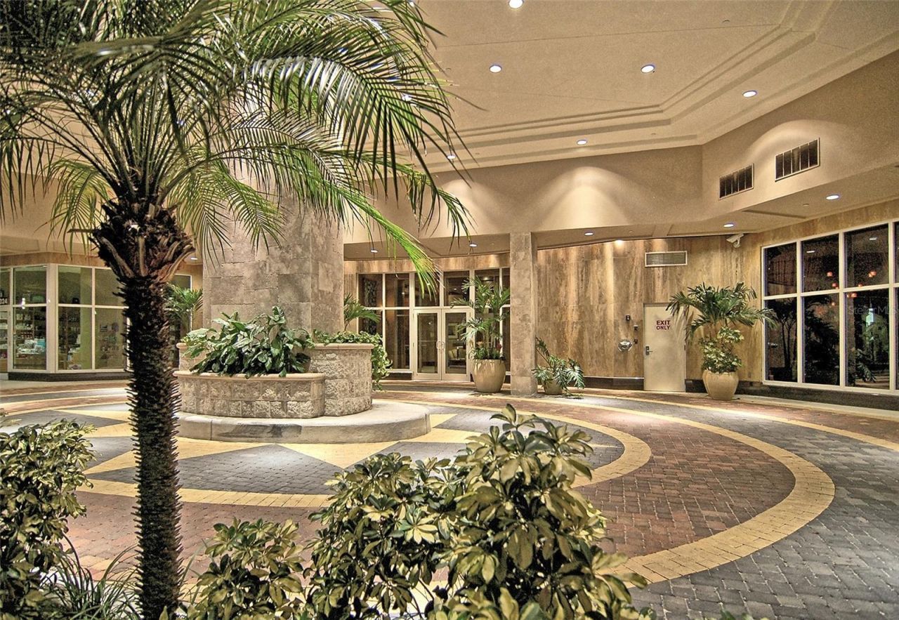 100 Central Avenue, Unit K817, Sarasota, FL 34236 Photo