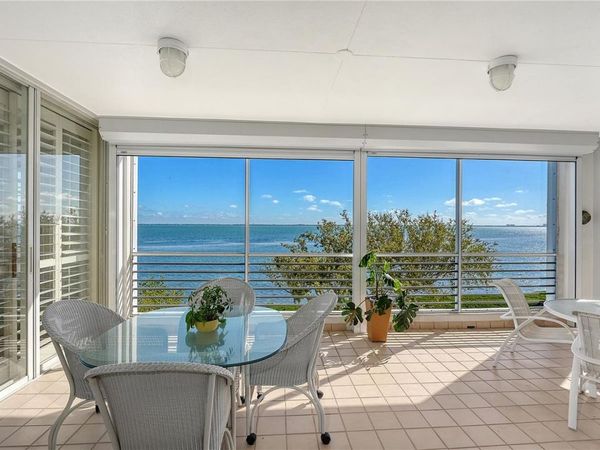 2410 HARBOURSIDE DRIVE, Unit 142, LONGBOAT KEY, FL 34228