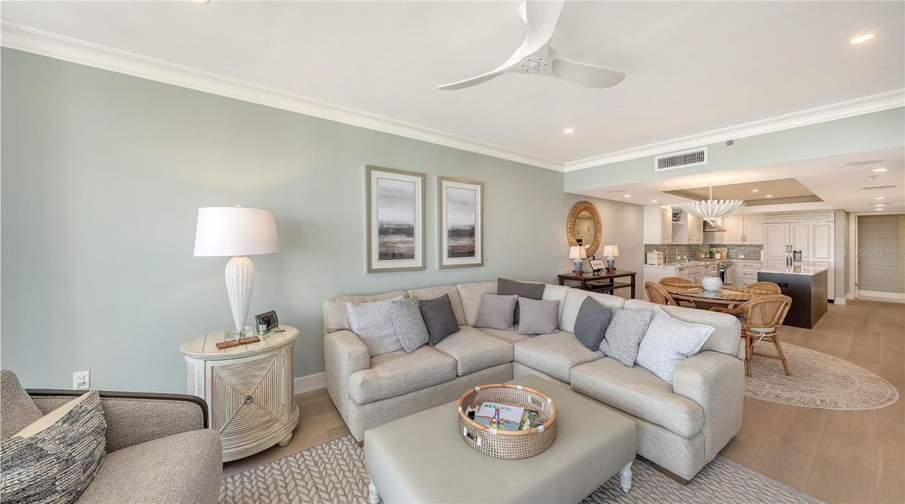 2410 Harbourside Drive, Unit 142, Longboat Key, FL 34228 Photo