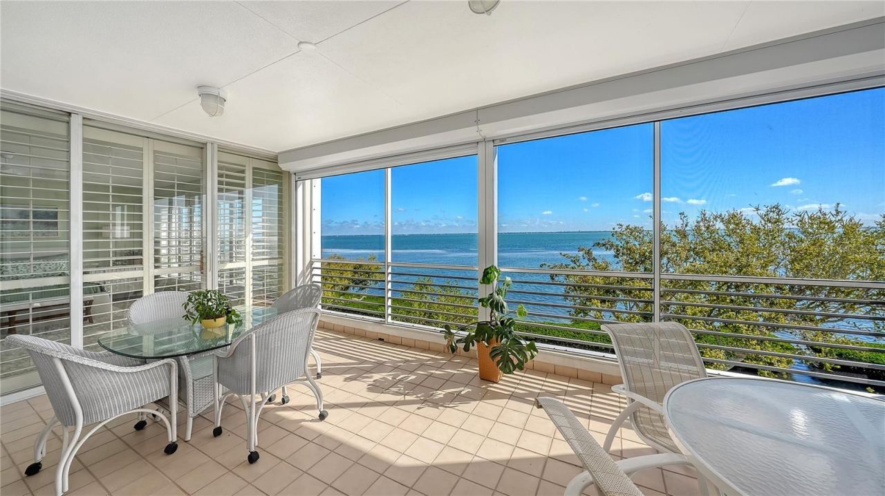 2410 Harbourside Drive, Unit 142, Longboat Key, FL 34228 Photo