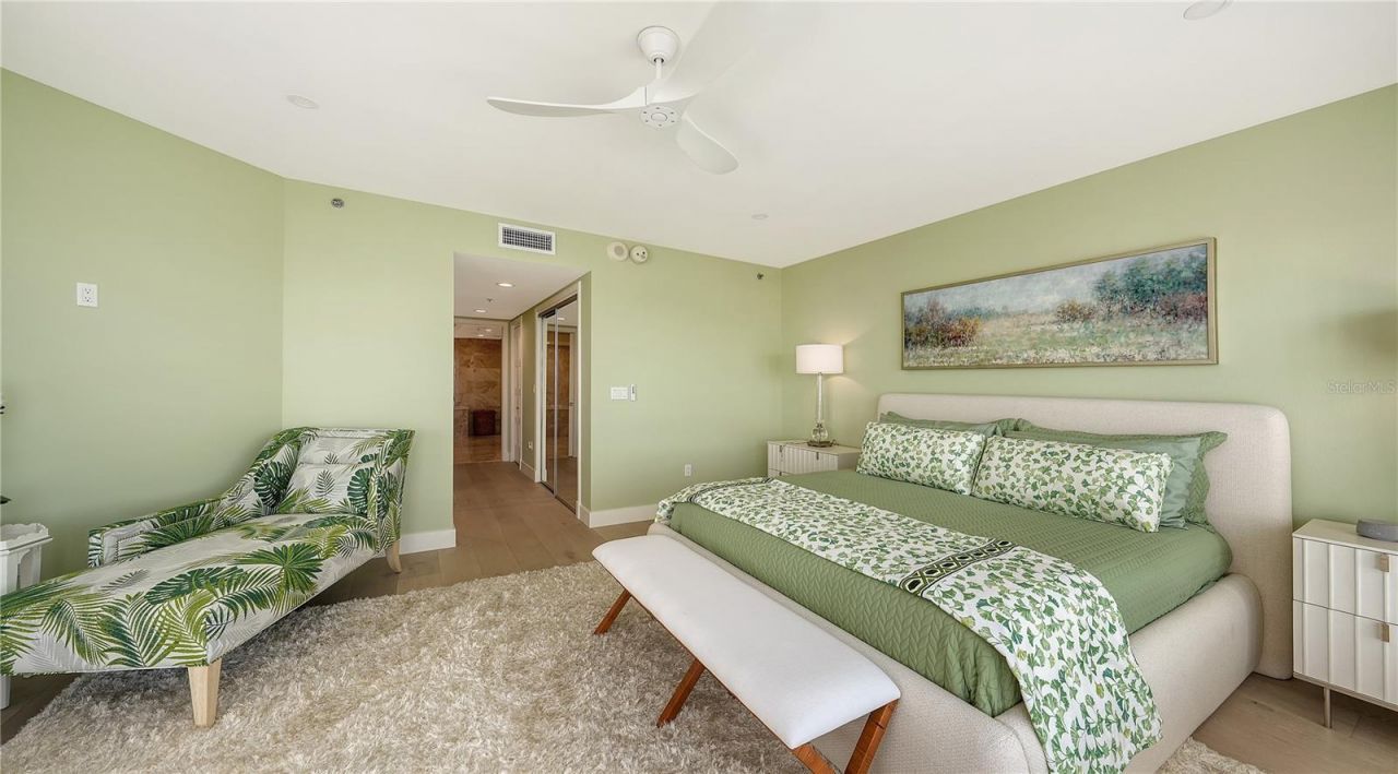 2410 Harbourside Drive, Unit 142, Longboat Key, FL 34228 Photo