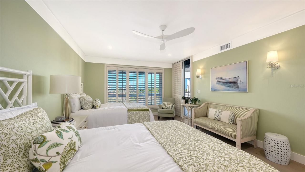 2410 Harbourside Drive, Unit 142, Longboat Key, FL 34228 Photo