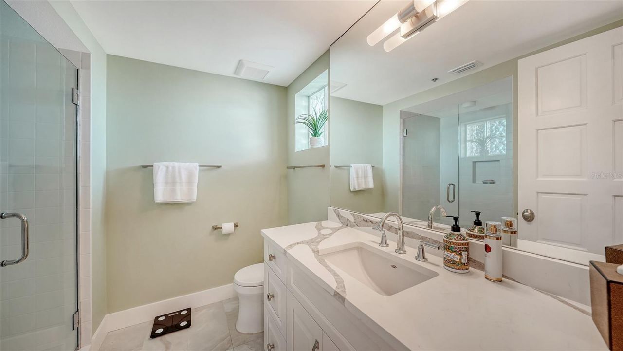 2410 Harbourside Drive, Unit 142, Longboat Key, FL 34228 Photo