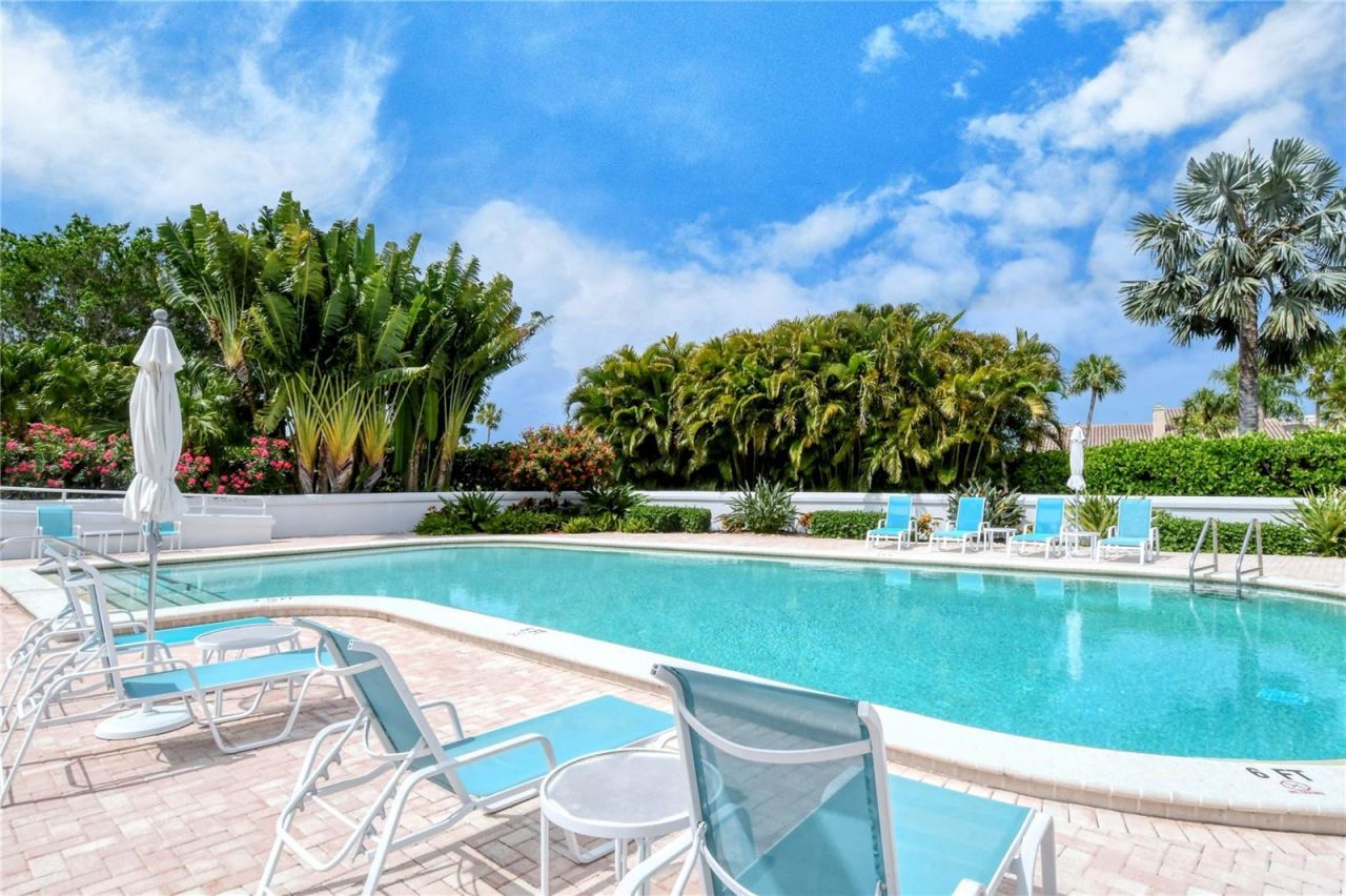 2410 Harbourside Drive, Unit 142, Longboat Key, FL 34228 Photo