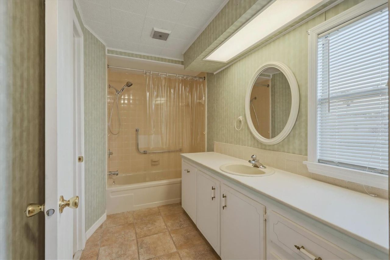 6710 36th Avenue E, Unit 201, Palmetto, FL 34221 Photo