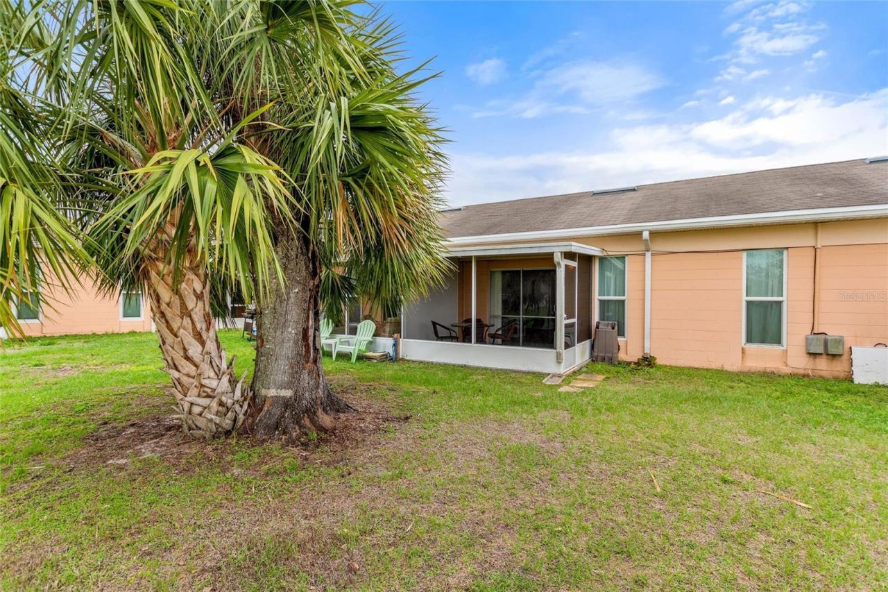 1823 Club Circle , Lakeshore, FL 33854 Photo