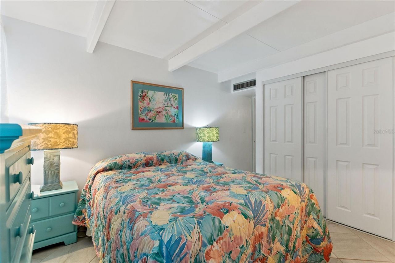 1823 Club Circle , Lakeshore, FL 33854 Photo