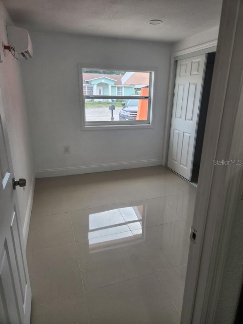 10113 Royal Acres Court, Tampa, FL 33615 Photo