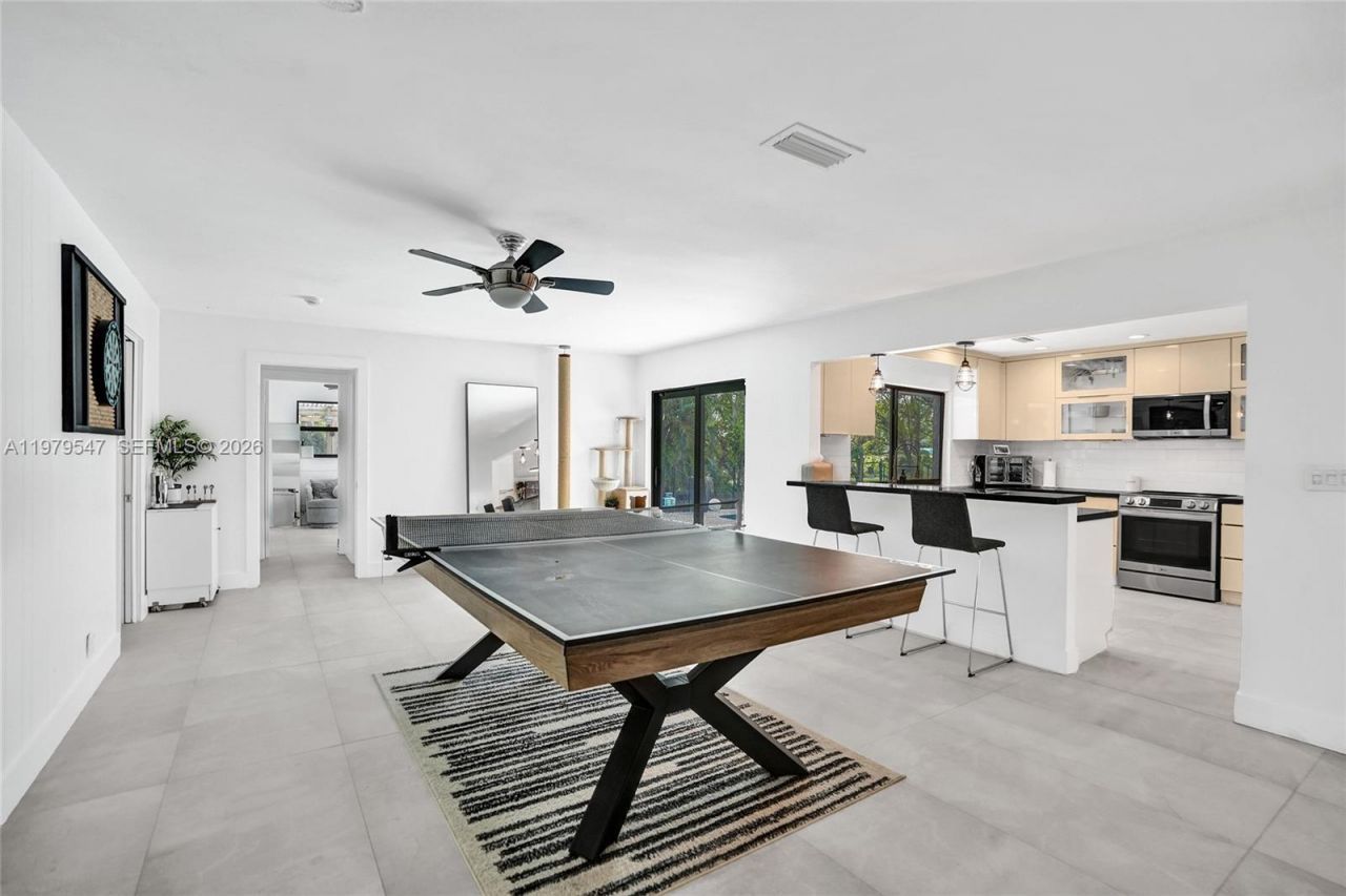 1451 NW 81st Ave, Coral Springs, FL 33071 Photo