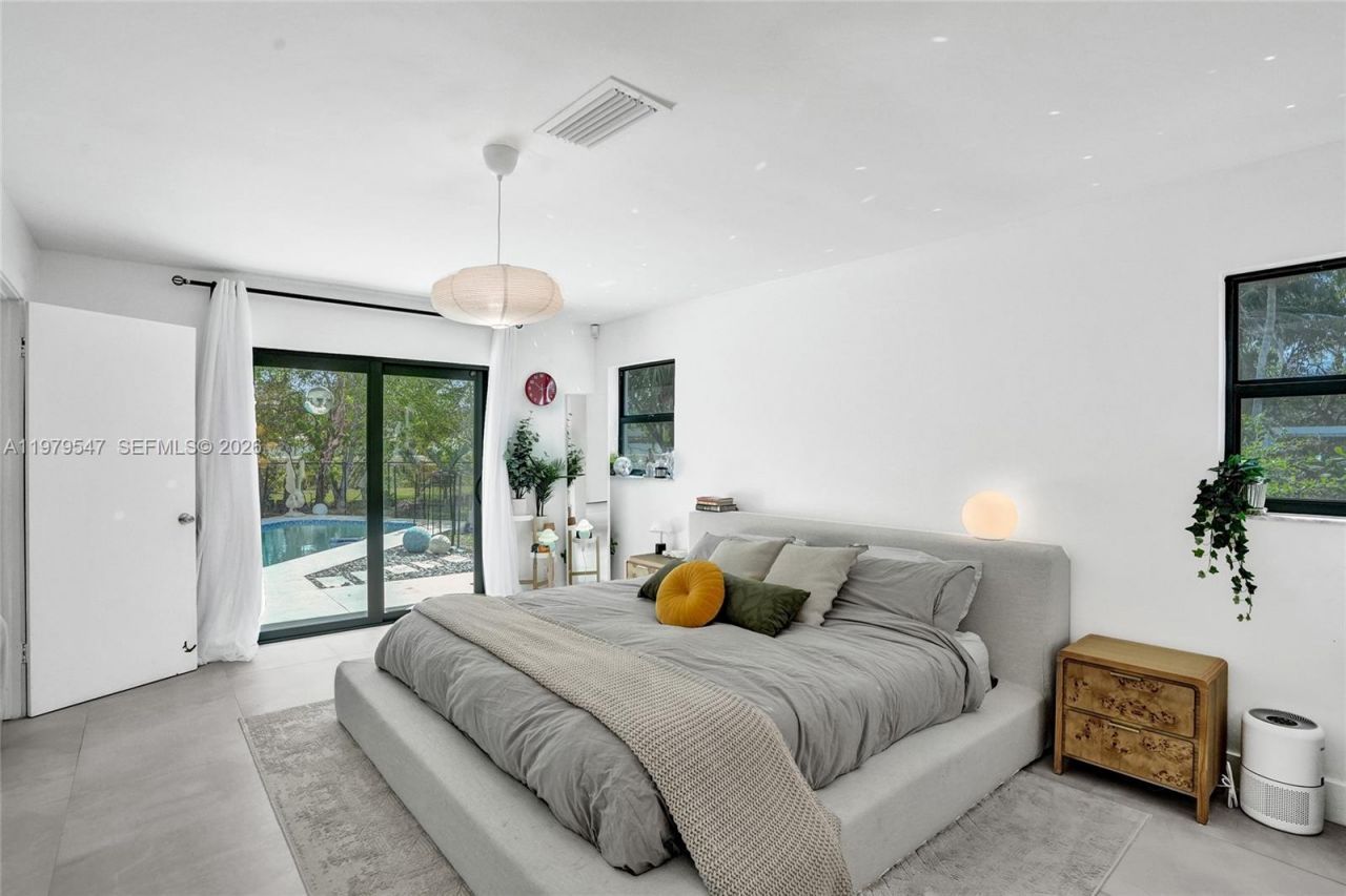 1451 NW 81st Ave, Coral Springs, FL 33071 Photo