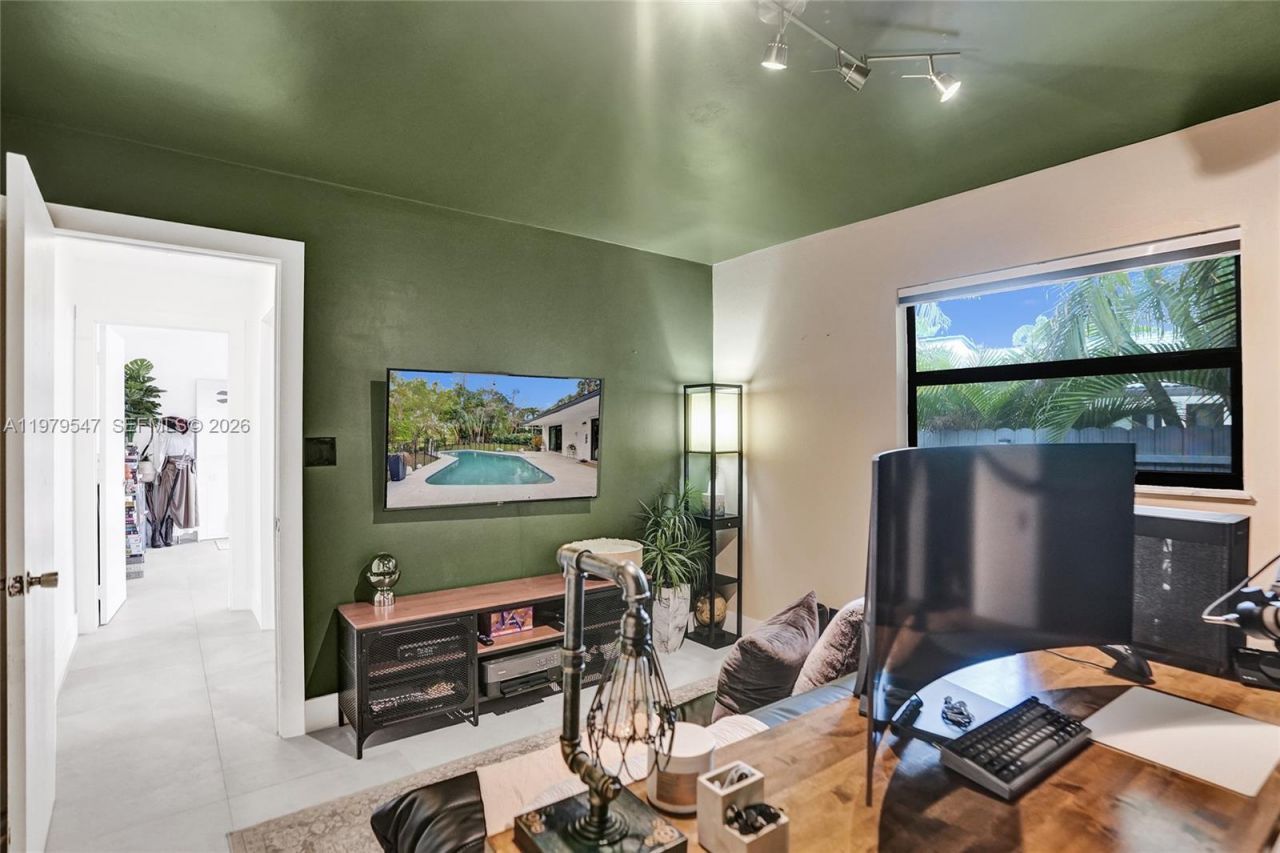 1451 NW 81st Ave, Coral Springs, FL 33071 Photo