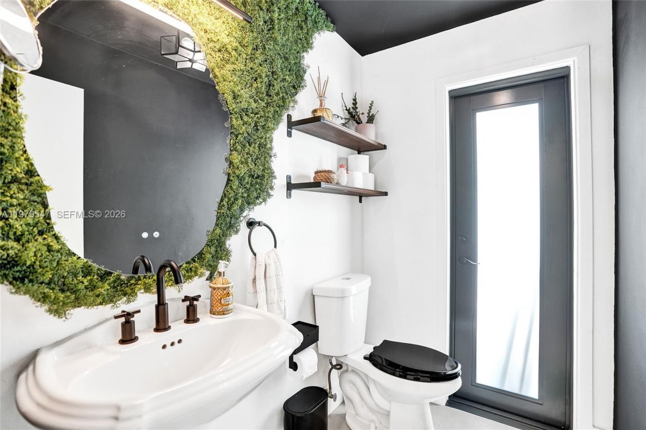 1451 NW 81st Ave, Coral Springs, FL 33071 Photo