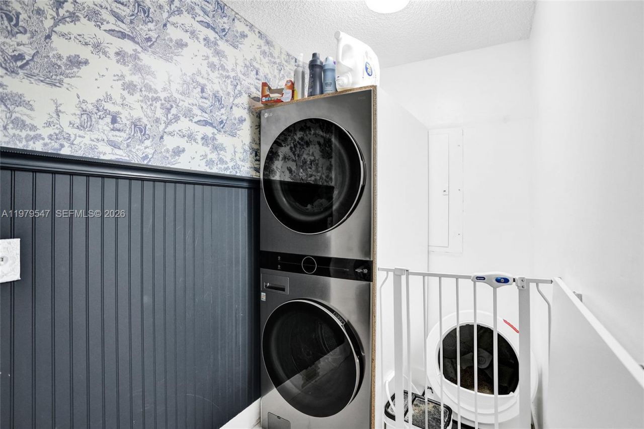 1451 NW 81st Ave, Coral Springs, FL 33071 Photo