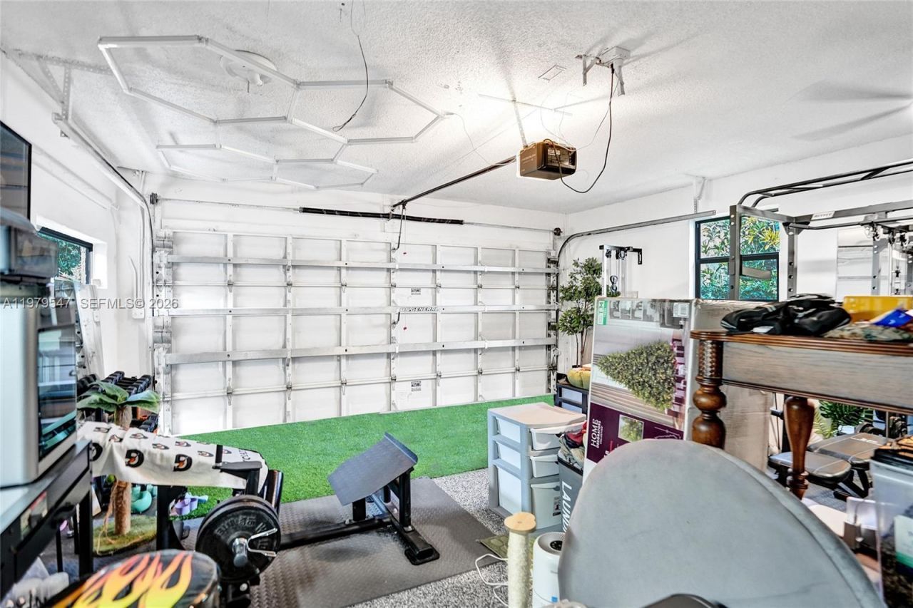 1451 NW 81st Ave, Coral Springs, FL 33071 Photo