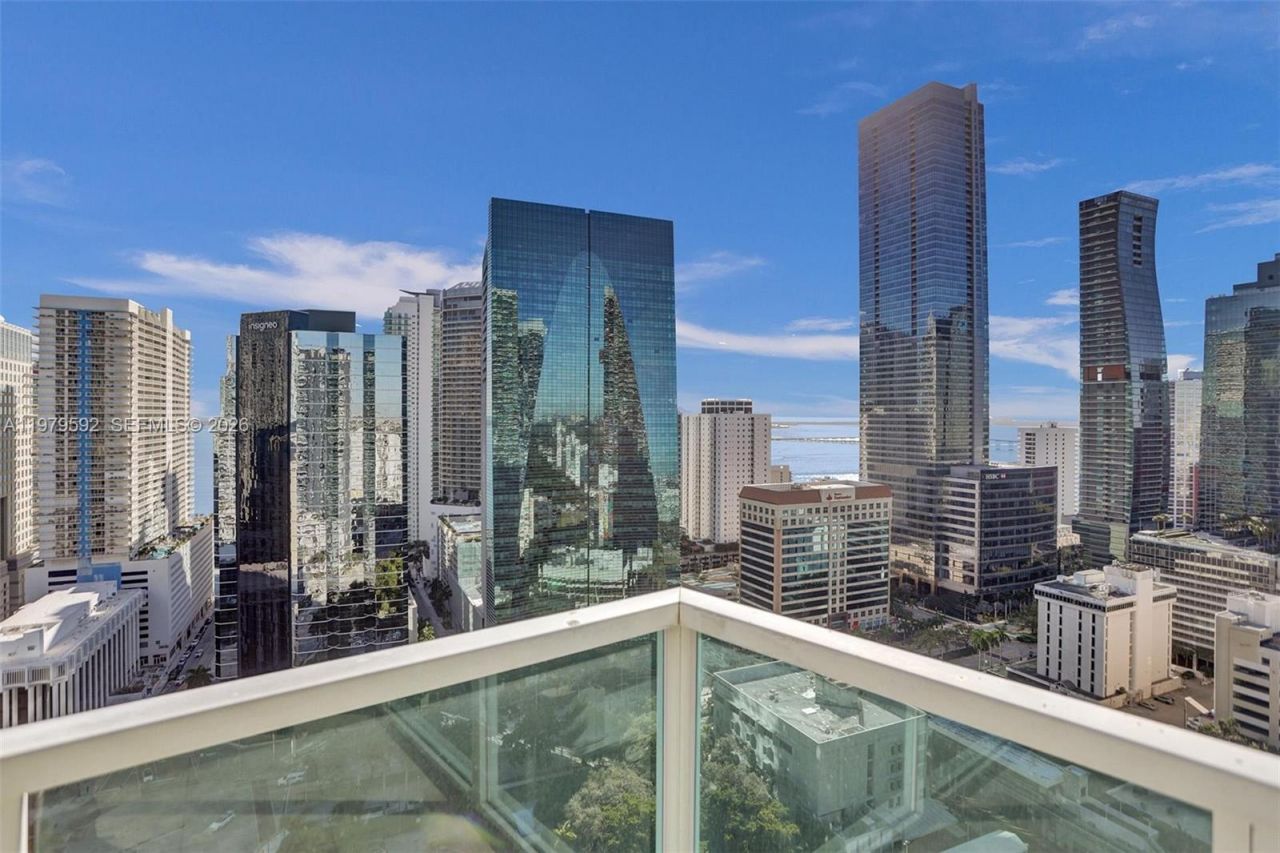 1250 S Miami Ave, Unit 2702, Miami, FL 33130 Photo