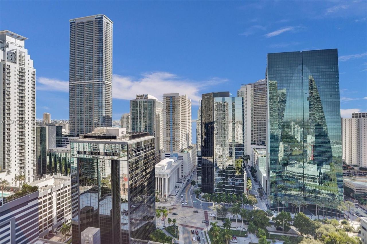 1250 S Miami Ave, Unit 2702, Miami, FL 33130 Photo