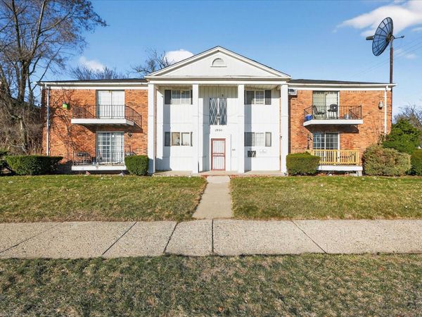 19511 S Greenfield Road, Detroit, MI 48235