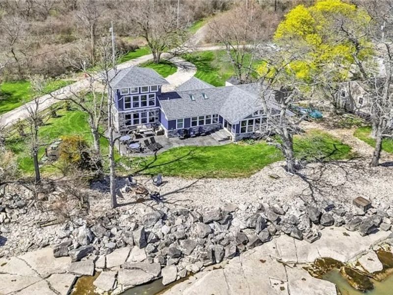 104 E Point Drive, Kelleys Island, OH 43438 Photo 22