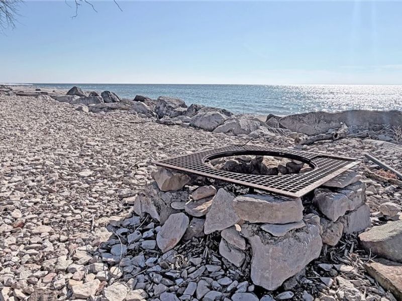 104 E Point Drive, Kelleys Island, OH 43438 Photo 35